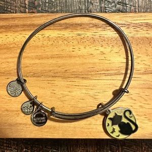 Alex and Ani Gunmetal Black Cat Glow In The Dark Bangle Charm Bracelet